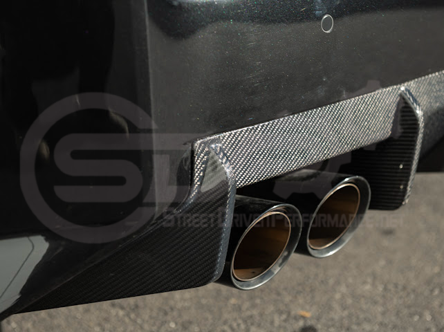 2023-UP BMW G87 M2 | M-SPORT PERFORMANCE V2 STYLE CARBON FIBER REAR BUMPER DIFFUSER