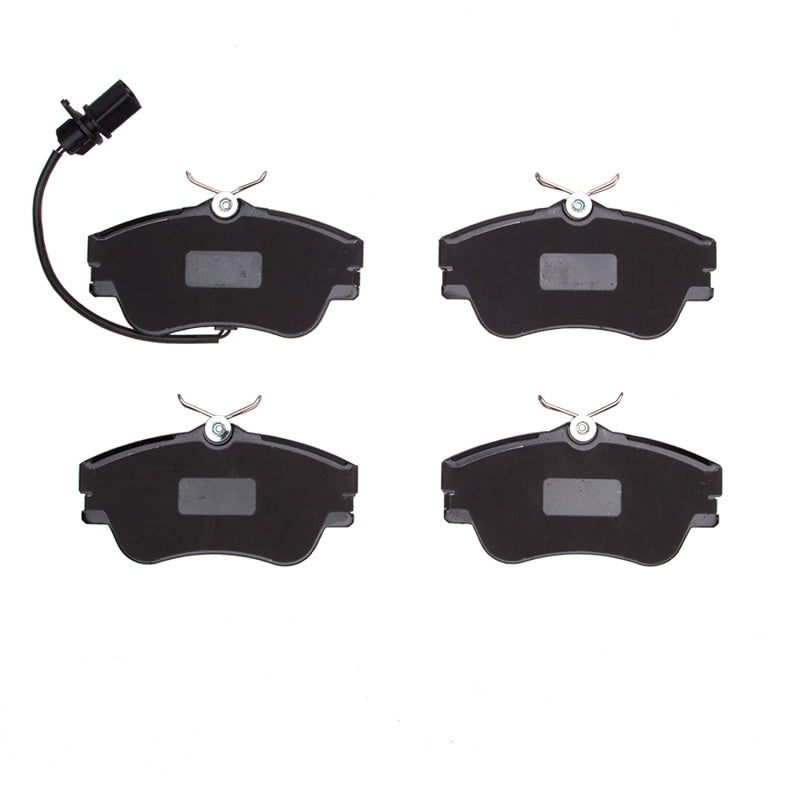 R1 Concepts Volkswagen Eurovan R1 2000 front semi-metal brake pads, OE style, shown in the product image.