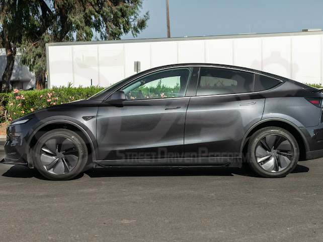 2025-UP TESLA MODEL Y | SDP TRACK STYLE GLOSS BLACK REAR TRUNK WING SPOILER