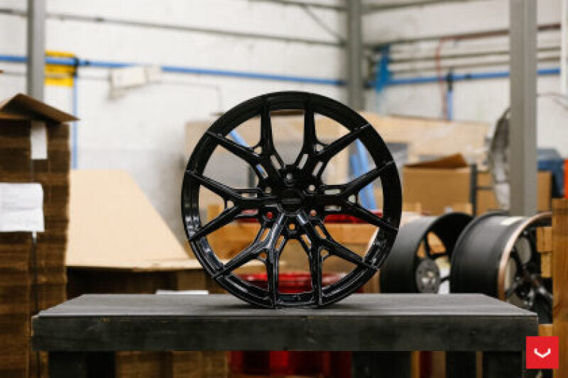 Vossen HF6-4 24X10 / 8X165.1 / ET20 / DEEP / 125.1 - Gloss Black