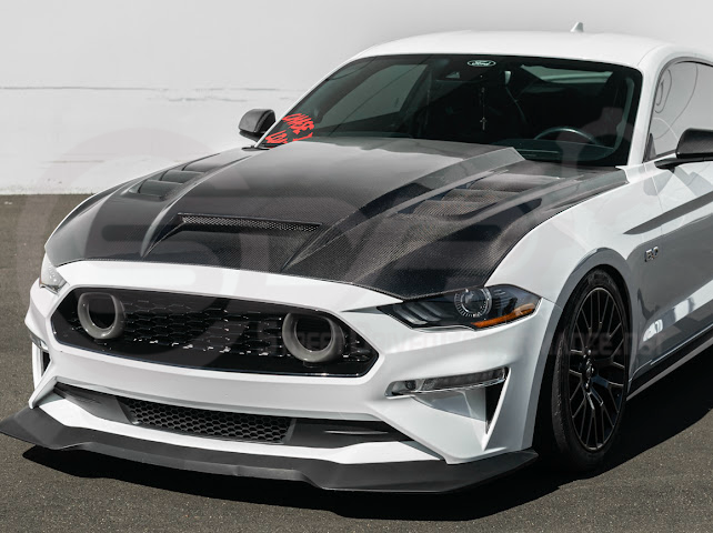 2018-2023 FORD MUSTANG S550 | TERMINATOR STYLE CARBON FIBER FRONT AIR VENTED HOOD