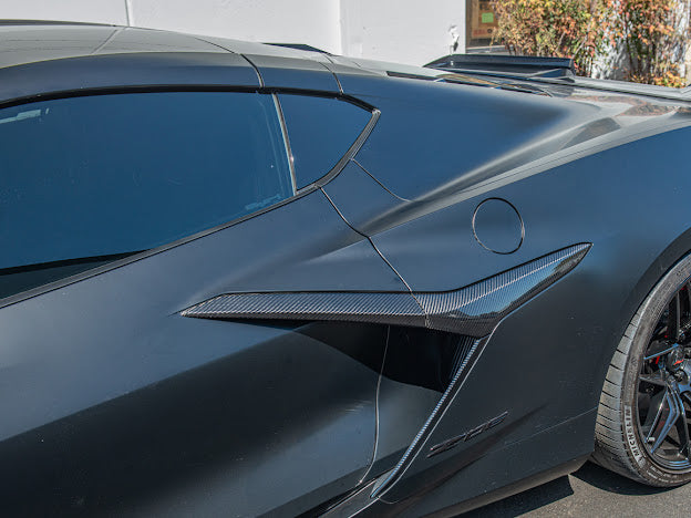 2020+ CORVETTE C8 Z06 / E-RAY |  CARBON FIBER DOOR HANDLE PAIR