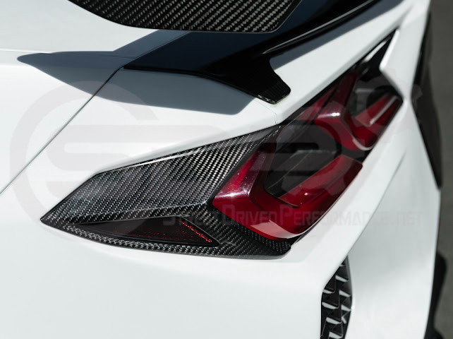 2020-Up Chevrolet Corvette C8 | Dry Carbon Fiber Rear Tail Light Side Trim Bezel Cover Pair