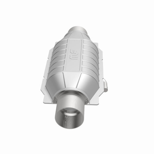 MagnaFlow universal catalytic converter with 2.25-inch inlet and outlet, center oval design, for vehicle exhaust systems.
