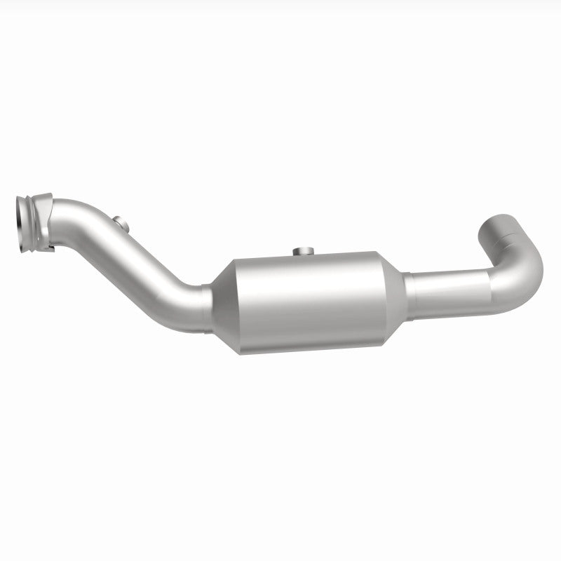 MagnaFlow catalytic converter for Ford Expedition 2018-2021 3.5L, underbody direct fit replacement part.