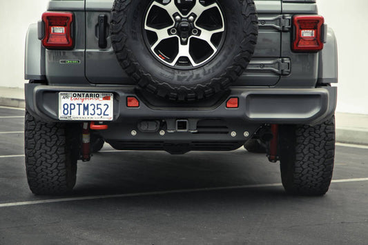 DV8 Offroad rear diff skid plate for Jeep Wrangler JL 20-22 with Dana 44, designed to protect the 3.0L Diesel undercarriage.