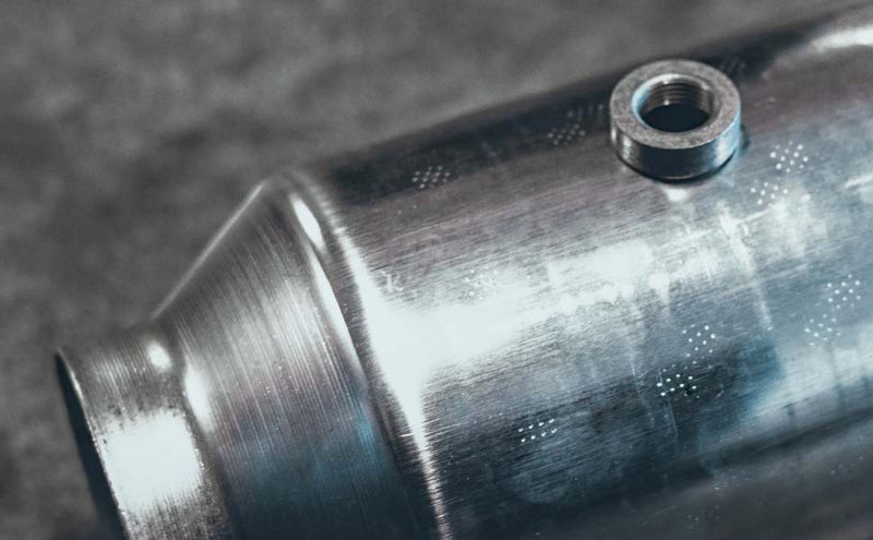 MagnaFlow Universal Carb Compliant 2.25in Catalytic Converter