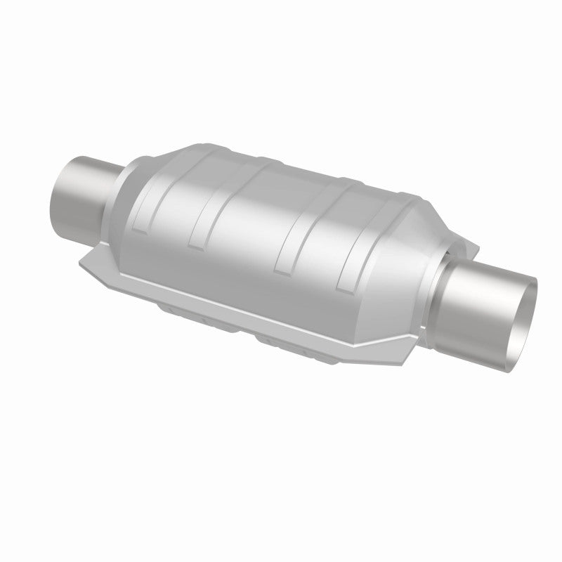 MagnaFlow Universal Catalytic Converter 2.25 inch Inlet/Outlet Center/Center Oval (CA OBDII)