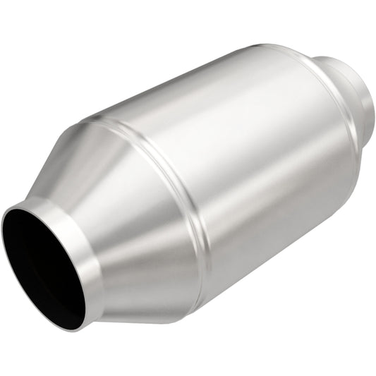 MagnalFlow universal catalytic converter with 2.50-inch inlet and outlet, designed for pre-OBDII vehicles, stainless steel construction.