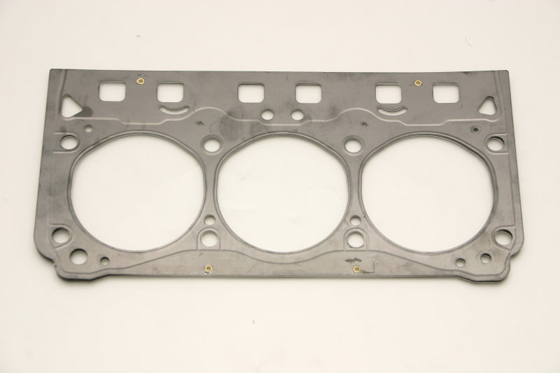 Cometic Buick 3.8L V6 Series 2 MLS head gasket with 3.840-inch bore and .066-inch thickness, designed for engine sealing.