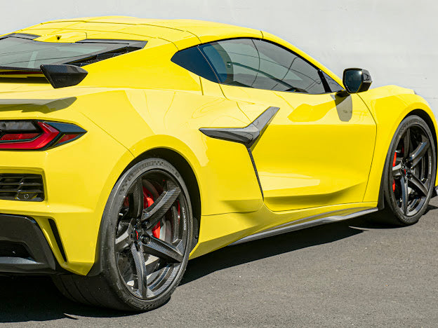 2023+ CHEVROLET CORVETTE C8 Z06 & E-RAY | MATTE BLACK XL EXTENDED FRONT SPLASH GUARD