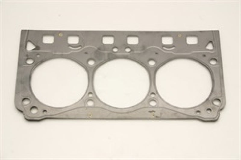 Cometic Buick 3.8L V6 Ser.2 MLS head gasket with 3.840-inch bore and .066-inch thickness, designed for engine sealing.