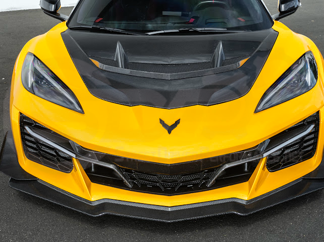 2023+ CHEVROLET CORVETTE C8 E-RAY & Z06 | FACTORY OEM STYLE GLOSSY BLACK FRONT RADIATOR MESH GRILLE GUARD