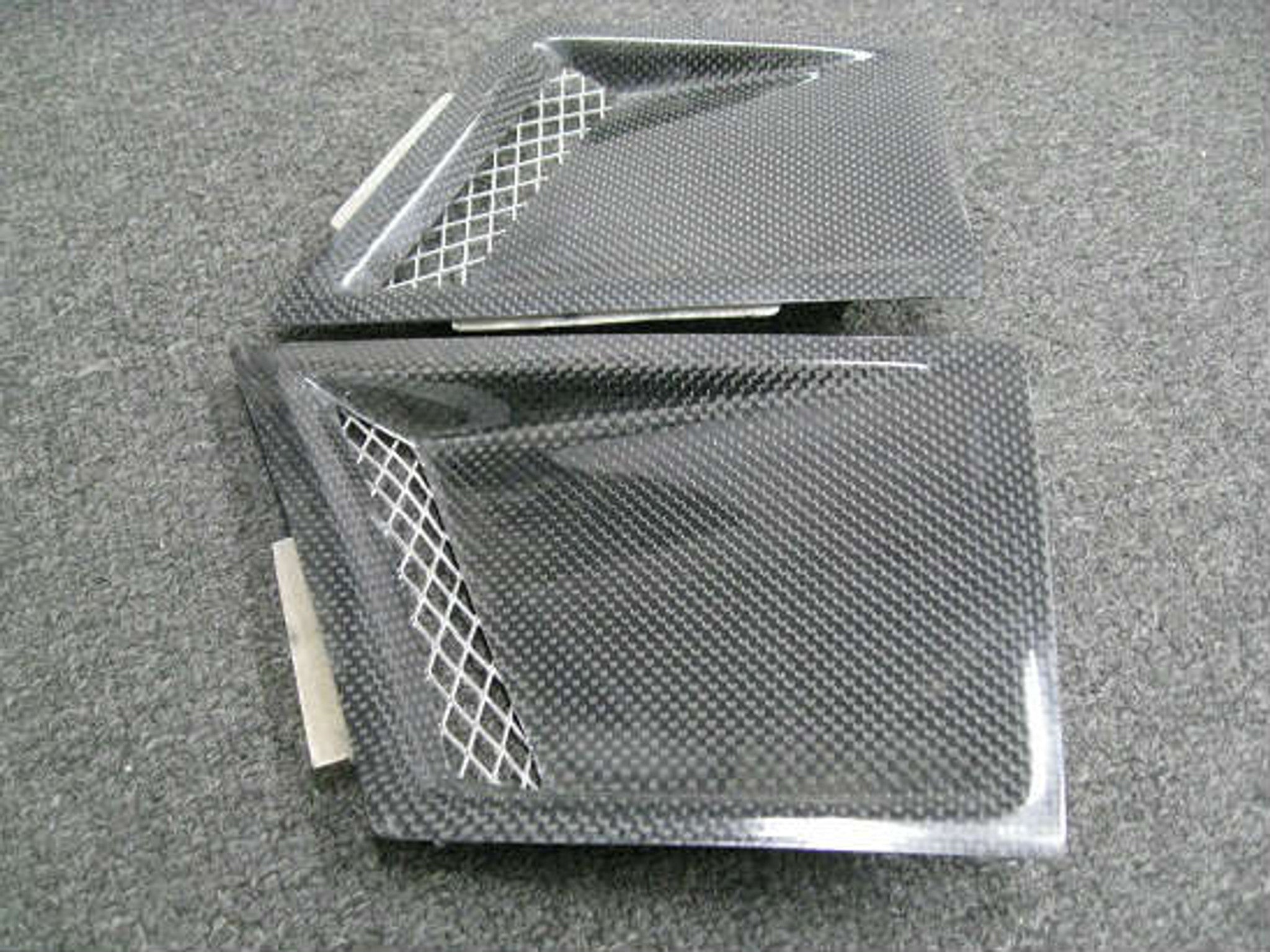 Charge Speed Universal Air Duct Fender Type-M Carbon