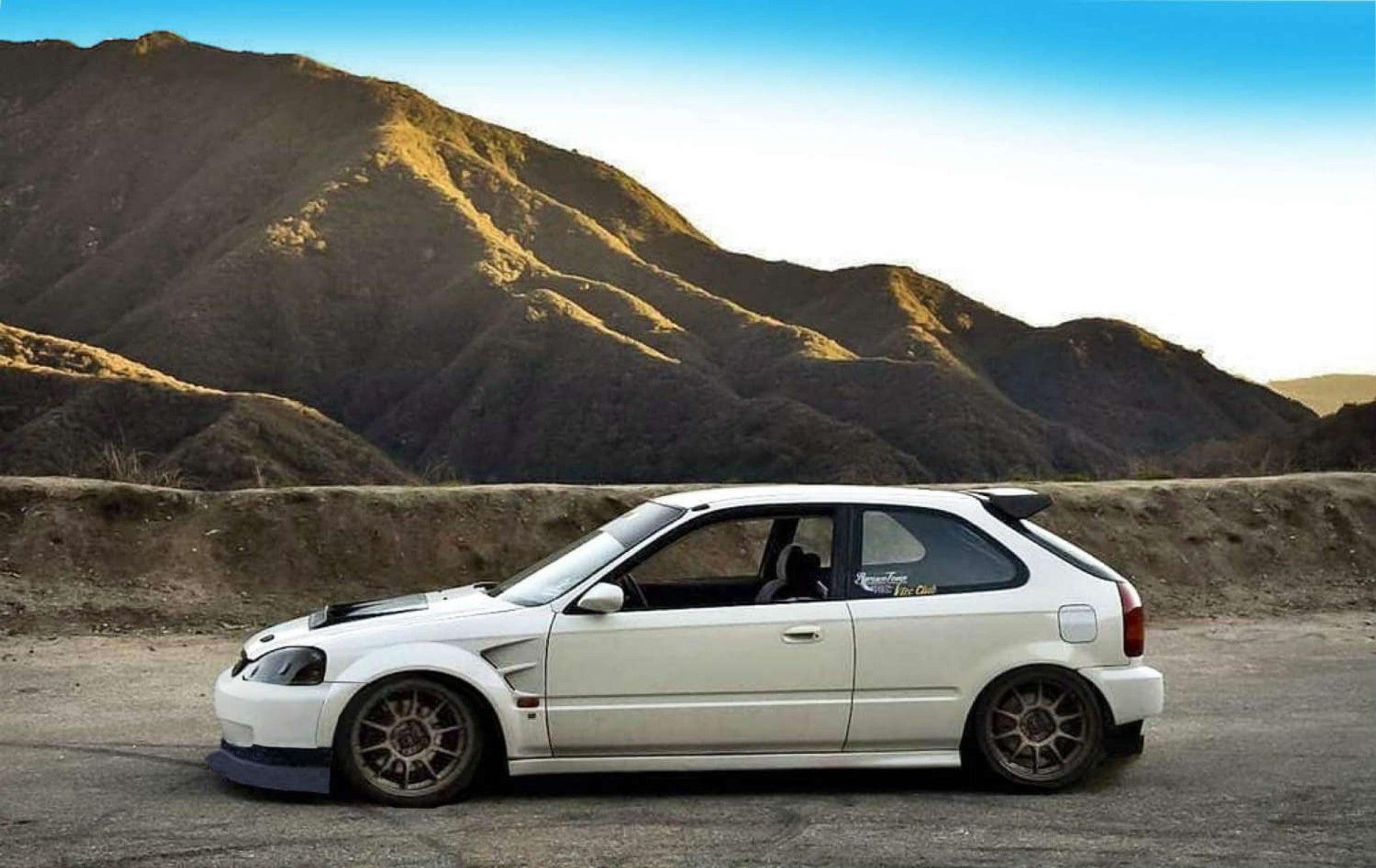 Charge Speed 1999-2000 Honda Civic EK HB/ Coupe/ 4Dr. All Models D-1 Style 30MM Wide Body Front Fenders