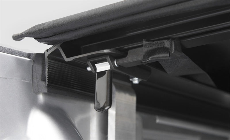 Access Vanish roll-up truck bed cover on Chevy/GMC S-10 Sonoma crew cab with 4ft 5in bed, exterior truck bed accessory.