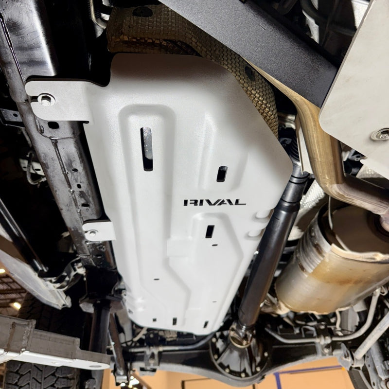 Rival 4x4 aluminum skid plate for Toyota Land Cruiser 250 and Prado, protecting the fuel tank with durable construction