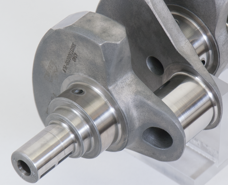 Eagle Chevrolet 305/350 rear seal crankshaft, lightweight forged 4340 steel, 3.75-inch stroke, for high-performance engine rebuilding.