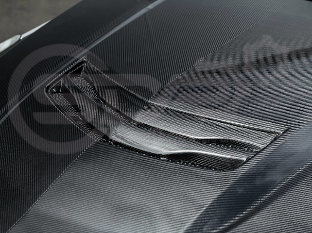 2016-2019 Cadillac ATS / ATS-V - Carbon Fiber Vented Front Hood