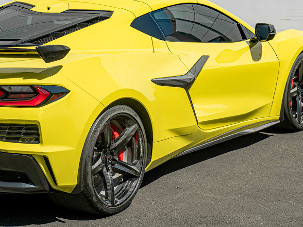 2023+ CHEVROLET CORVETTE C8 Z06 & E-RAY | MATTE BLACK XL EXTENDED FRONT SPLASH GUARD