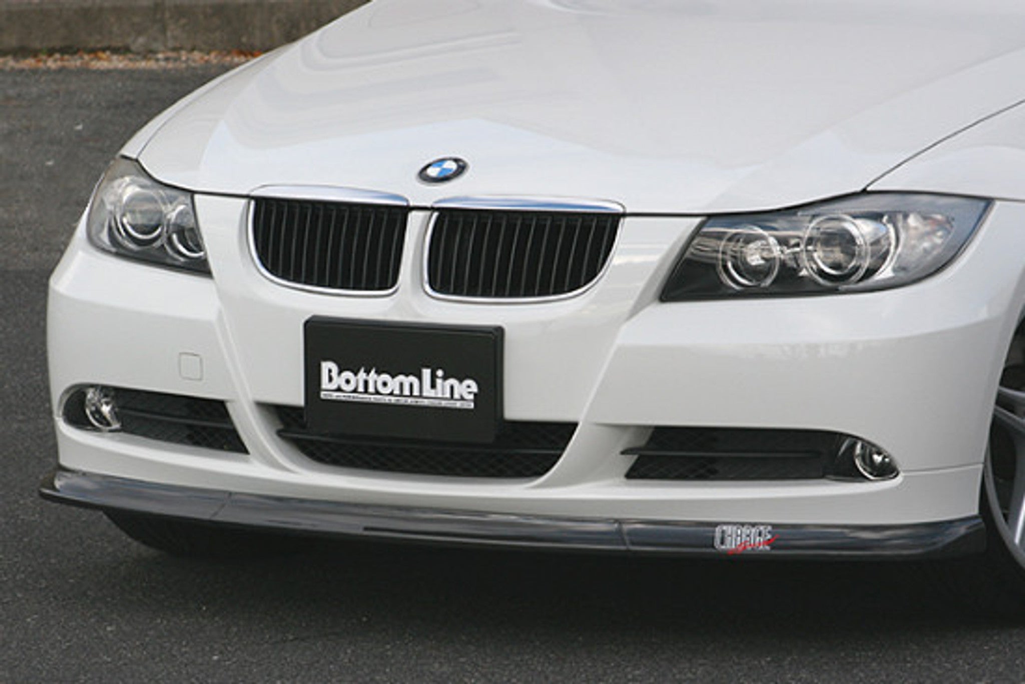 CHARGE SPEED 2005-2008 BMW E90 3-SERIES SEDAN BOTTOM LINE CARBON FRONT LIP