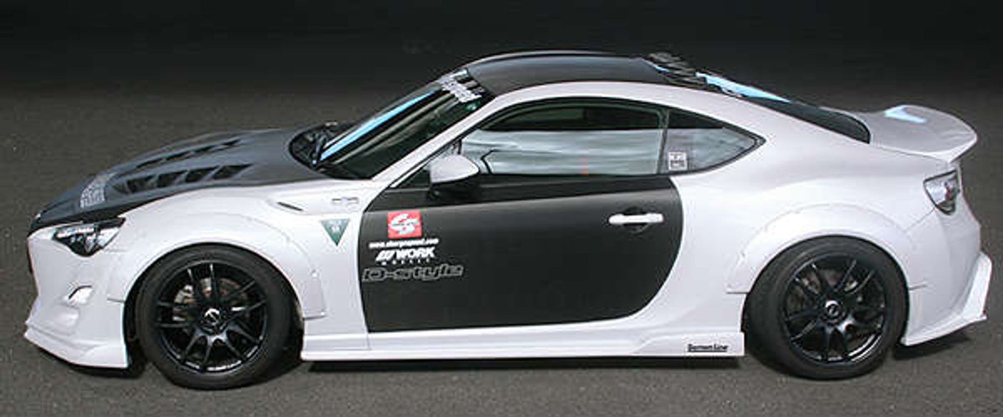 Charge Speed 2017-2020 Toyota 86 Model Bottom Lines Type 2 Carbon Complete Kit With Over Fenders Kit