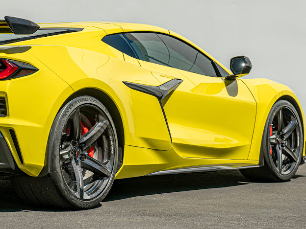 2023+ CHEVROLET CORVETTE C8 Z06 & E-RAY | MATTE BLACK XL EXTENDED FRONT SPLASH GUARD