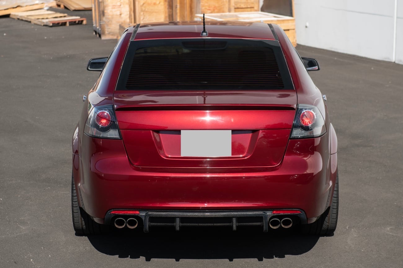 *IMPERFECTION / DISCOUNTED* 2008-2009 PONTIAC G8 CARBON FIBER GXP STYLE REAR DIFFUSER