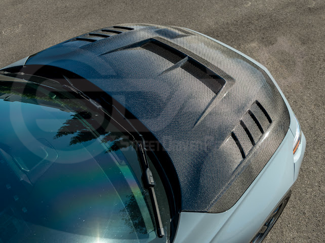 2023-UP HONDA CIVIC FL5 TYPE-R | JDM VARIS STYLE CARBON FIBER FRONT VENTED HOOD