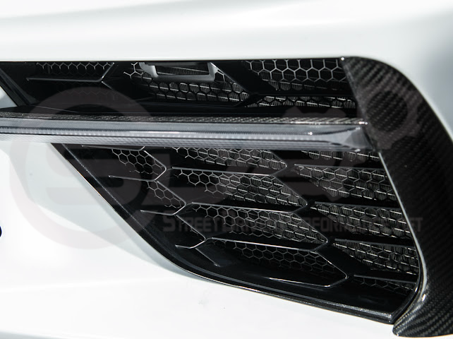 2020+ CHEVROLET CORVETTE C8 STINGRAY & Z51 | FACTORY OEM STYLE GLOSSY BLACK FRONT BUMPER LOWER AIR INLET MESH GRILLE GUARDS