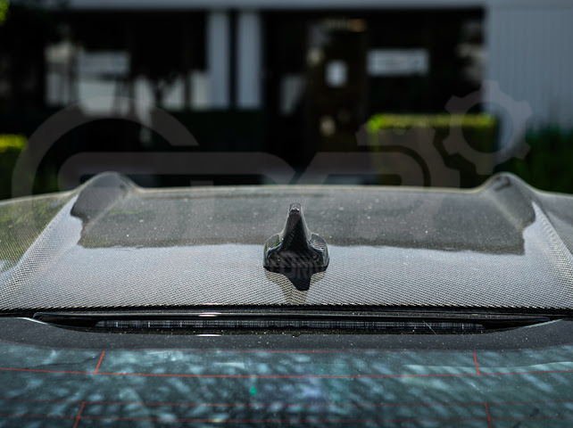 2024-Up Ford Mustang S650 | Carbon Fiber Tape-On Roof Shark Fin Antenna Cover
