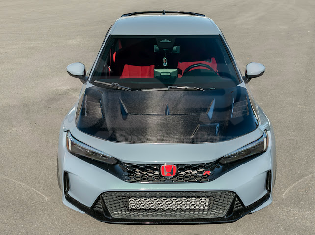 2023-UP HONDA CIVIC FL5 TYPE-R | JDM VARIS STYLE CARBON FIBER FRONT VENTED HOOD