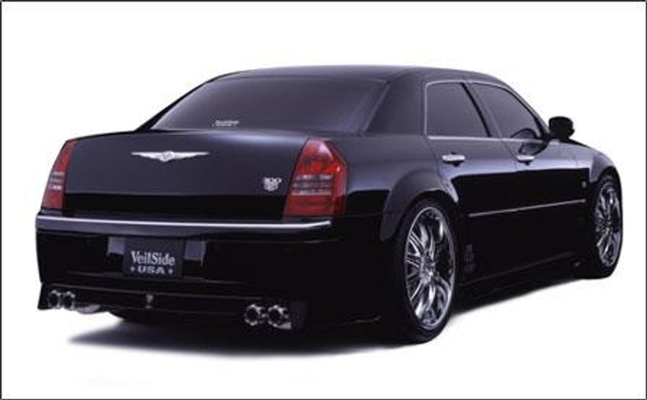 VeilSide 2005-2010 Chrysler 300C USA Model Side Skirts (FRP)