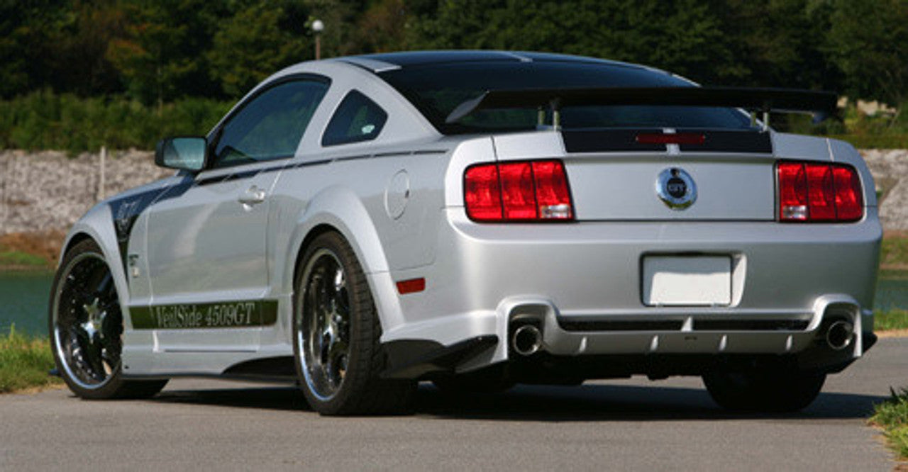 VeilSide 2005-2009 Ford Mustang GT USA Model Side Skirts & Door Panels (FRP)
