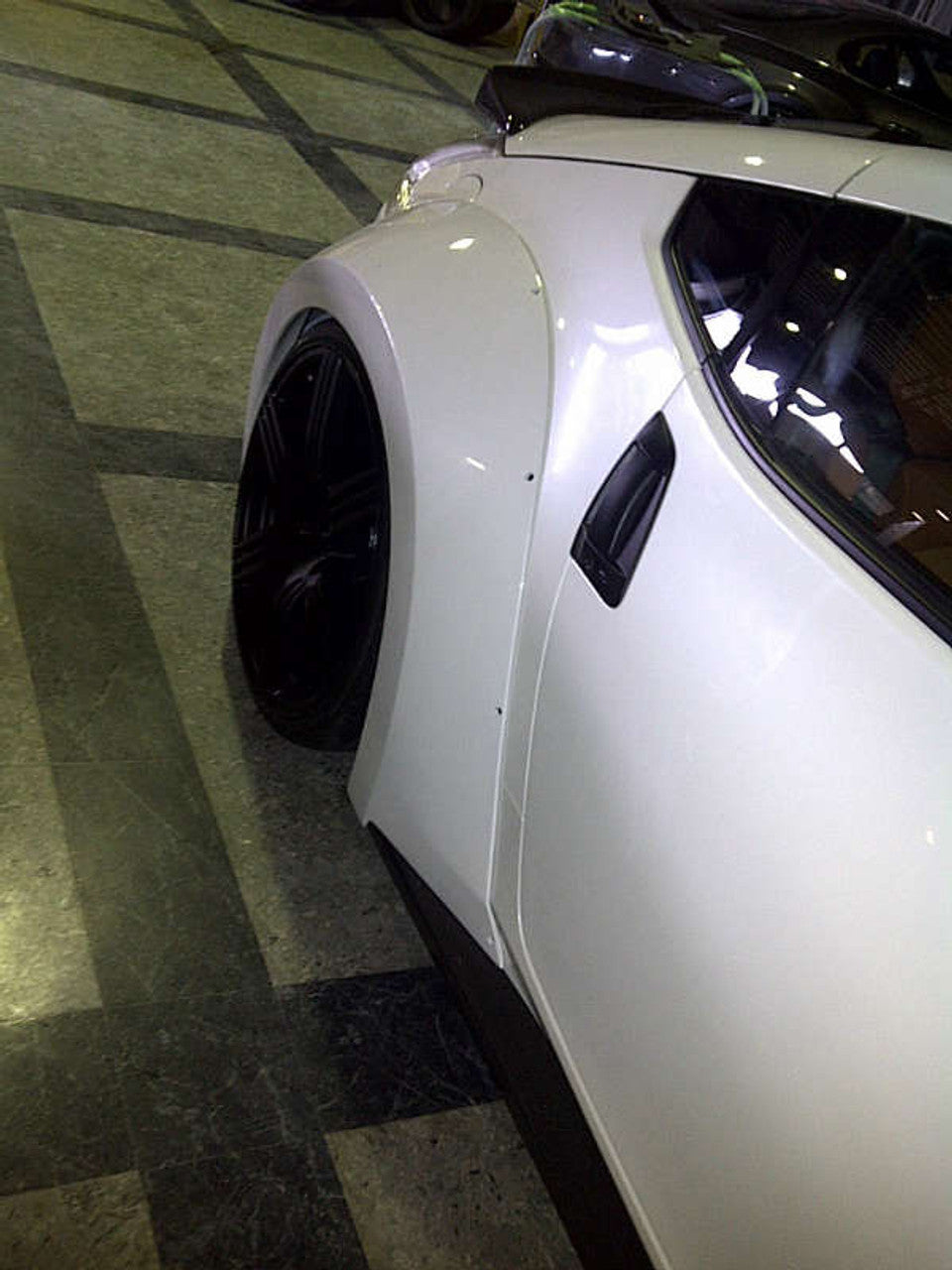 VeilSide 2009-2023 Nissan 370Z Ver. I Model FRP with CARBON Accents Complete Wide Body (Japanese FRP/ CFRP) 6 Pieces (Side Skirts Does Not Fit Nismo Model)