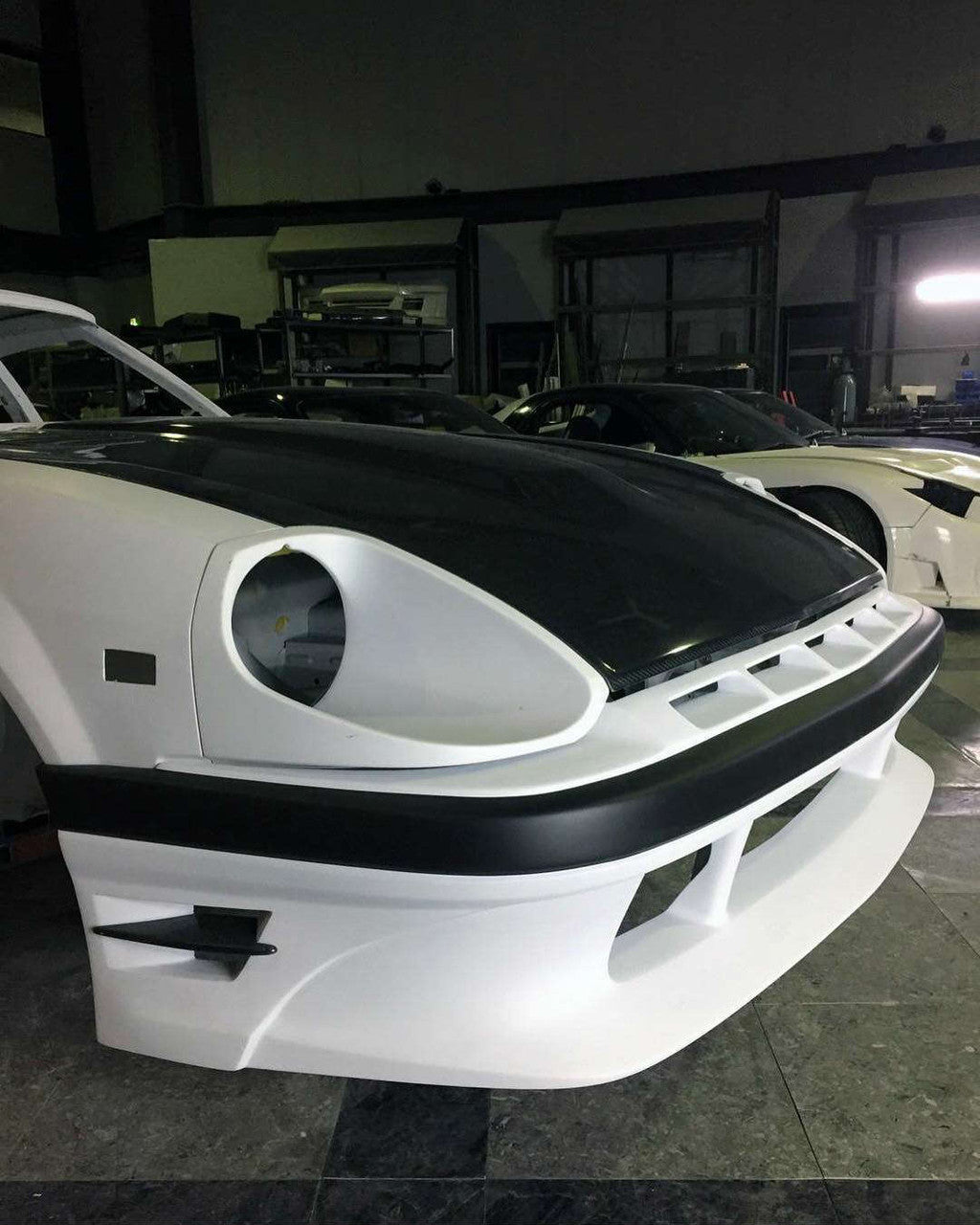 VeilSide 1978-1983 Nissan 280ZX S130 Fairlady Z Model Front Bumper Spoiler (FRP) With Carbon Fins