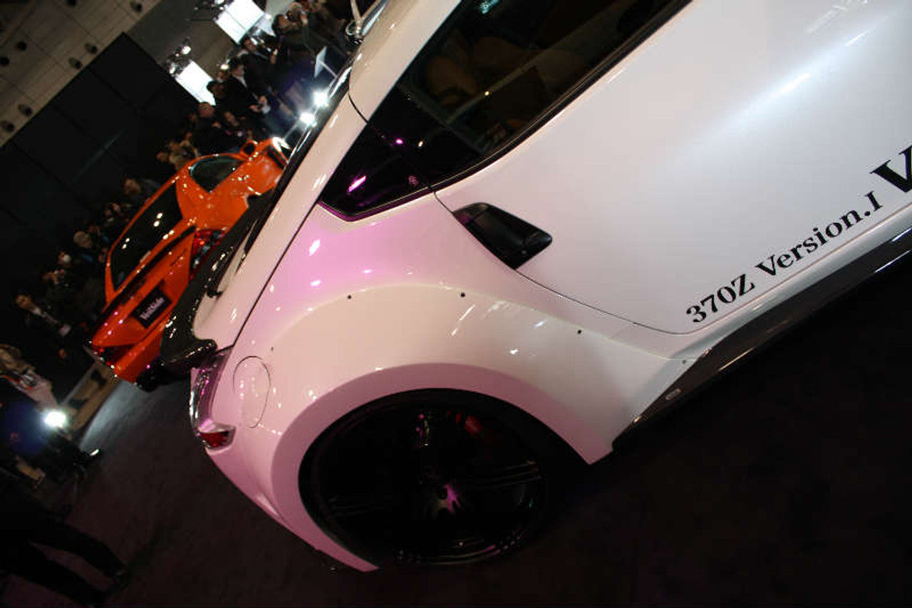 VeilSide 2009-2023 Nissan 370Z Ver. I Model FRP with CARBON Accents Complete Wide Body (Japanese FRP/ CFRP) 6 Pieces (Side Skirts Does Not Fit Nismo Model)