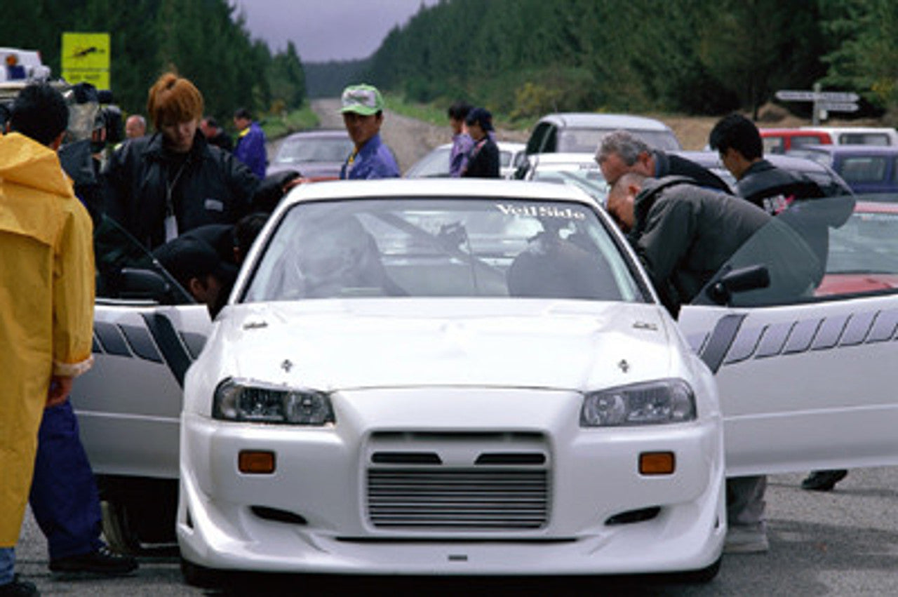 VeilSide 1999-2002 Nissan GTR BNR34 Skyline Street Drag Model Complete Kit (FRP)