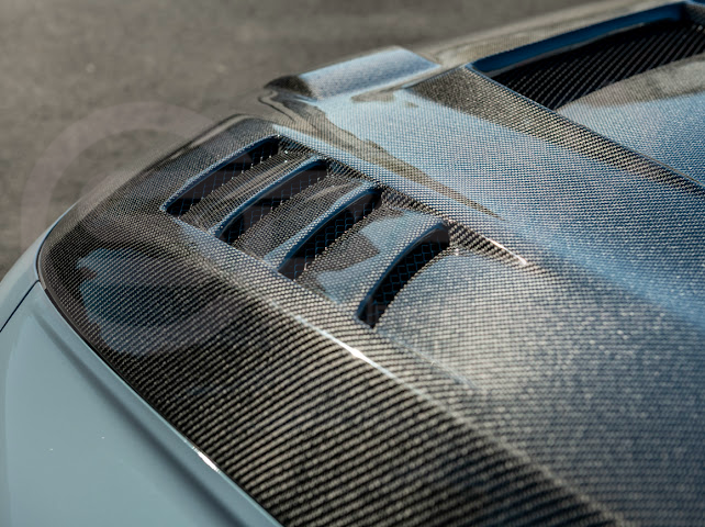 2023-UP HONDA CIVIC FL5 TYPE-R | JDM VARIS STYLE CARBON FIBER FRONT VENTED HOOD