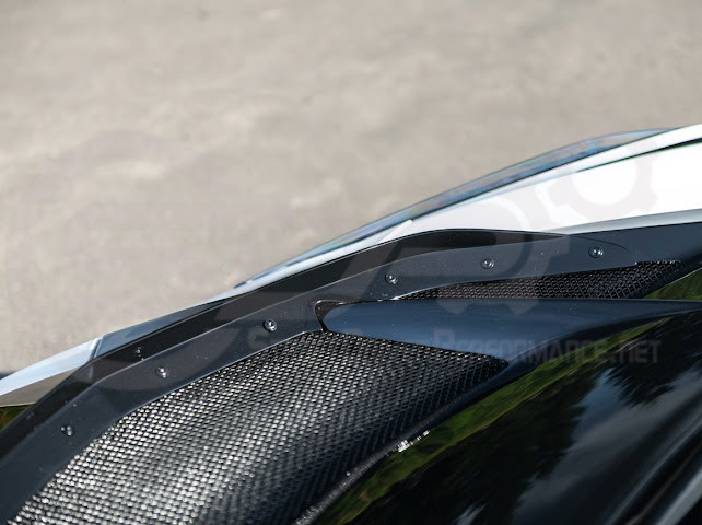 2020-PRESENT CHEVROLET CORVETTE C8 | ZR1 REPLICA STYLE CARBON FLASH FRONT VENTED HOOD