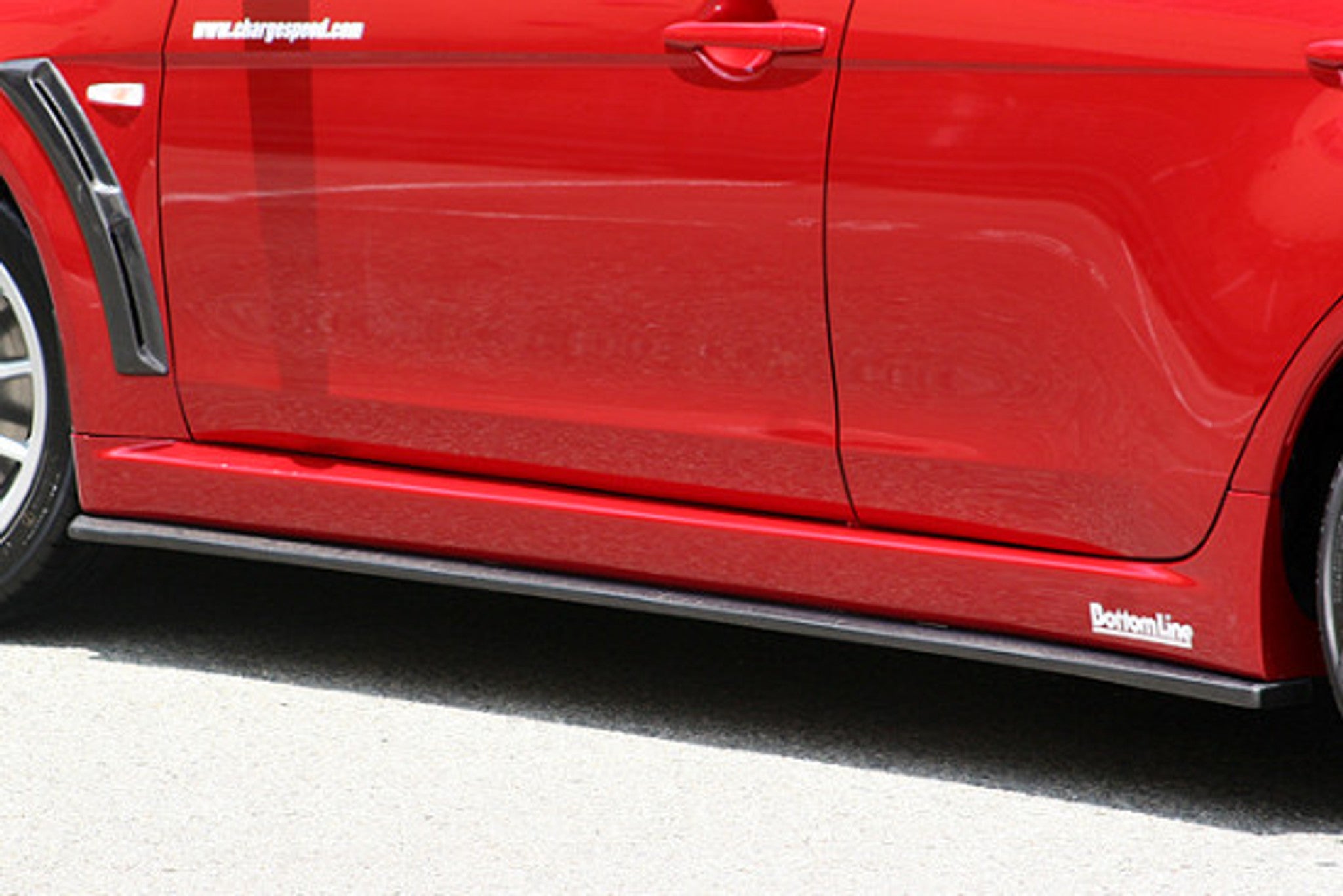 Charge Speed 2008-2010 Mitsubishi Lancer Evo X Bottom Line Type-1 Side Skirts Carbon