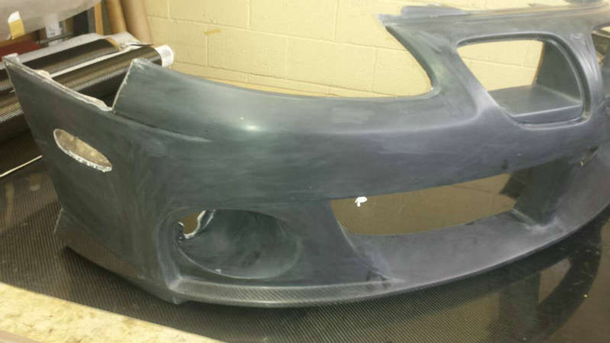 VH649FBC - Advan GM Concepts Design 2004-2007 Pontiac GTO Front Bumper with integrated Carbon Bottom (CFRP/ FRP)