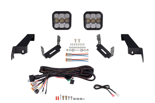 Diode Dynamics Jeep JL SS5 CrossLink bumper lightbar kit with LED light bars and cubes installed on vehicle front.