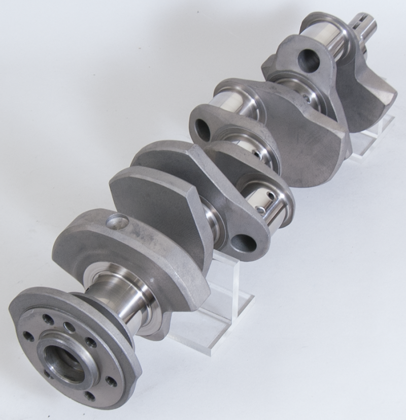 Eagle 67-86 Chevrolet Small Block V8 5.7L 350 forged steel crankshaft with 3.875-inch stroke and 2-piece seal for high performance.
