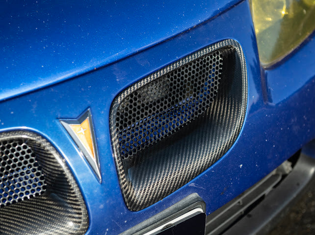 2004-2006 Pontiac GTO | CARBON FIBER Front Bumper Grille Inserts Replacement (PAIR)