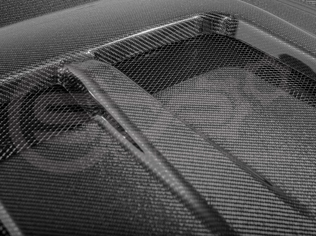 2022-UP TOYOTA TUNDRA | SDP CARBON FIBER FRONT VENTED HOOD WITH SIDE VENTS