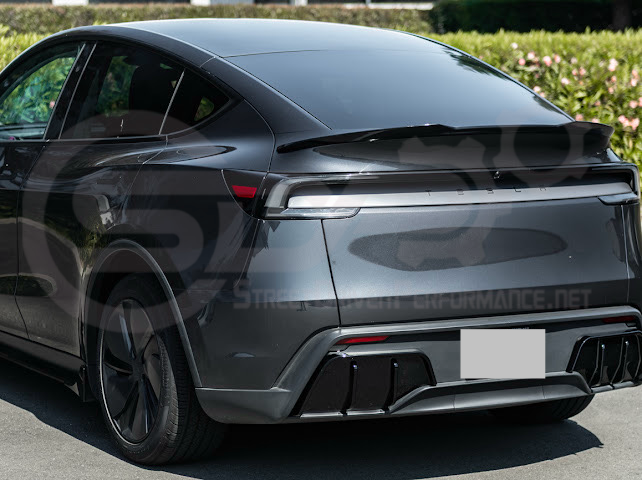 2025-Up Tesla Model Y | Fast Style Glossy Black Rear Bumper Finned Diffuser