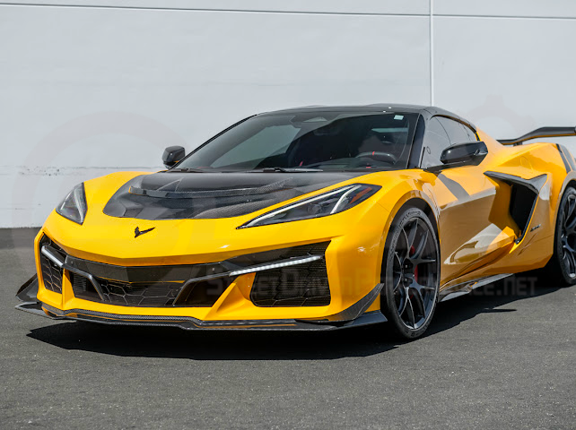 *IMPERFECTION / DISCOUNTED* 2020+ Corvette C8 | ZR1 Style Replica CARBON FIBER Front Hood