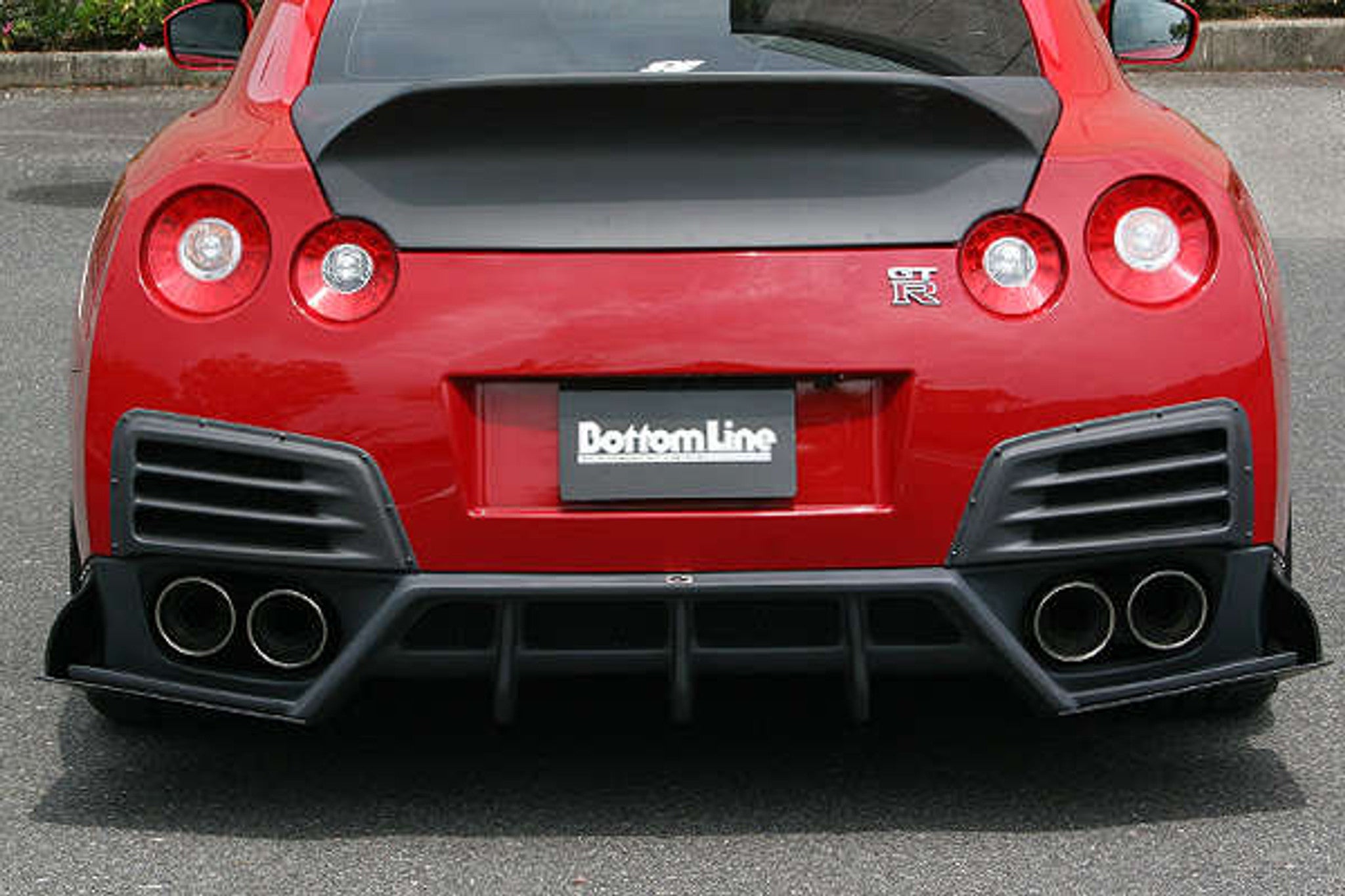 Charge Speed 2007-2016 Nissan GTR Rear Under Side Cowl Gloss Carbon for Charge Speed Rear Diffuser