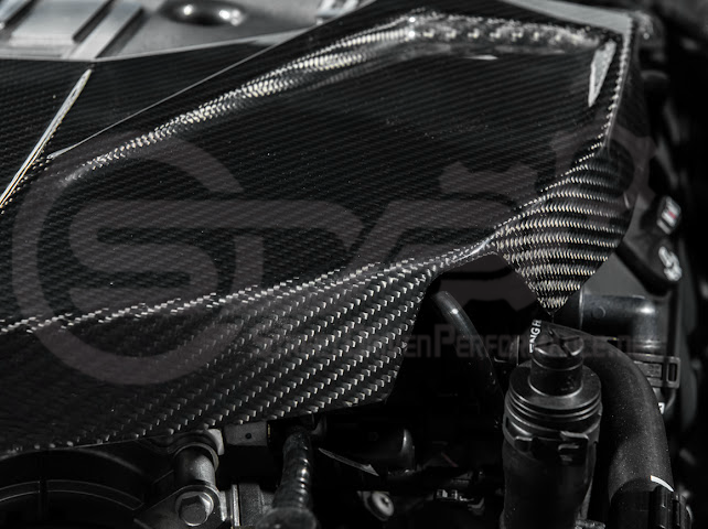 2022-UP CADILLAC CT5-V BLACKWING | DRY CARBON FIBER REPLACEMENT FRONT ENGINE COVER